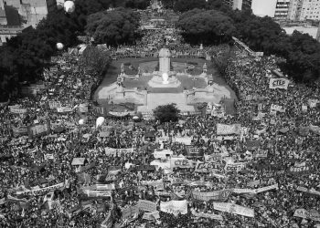 «No es un programa de  reformas sino un ajuste»