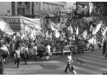 Masiva movilización en contra del ajuste