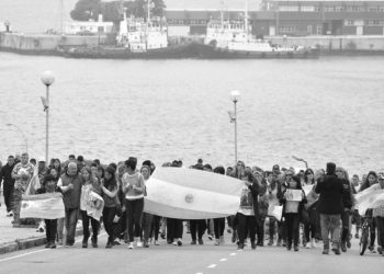 Ara San Juan: familiares se movilizaron