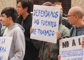 Trabajadores de cooperativas movilizados por recortes del gobierno