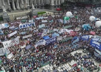 Educación en las calles, otra vez