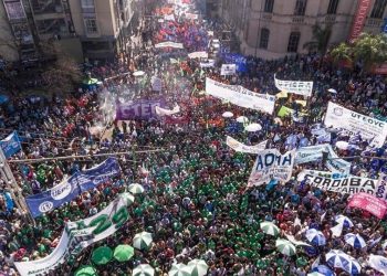 «Si esta situación termina con desbordes y con muertes, habrá que revisar la fecha del paro»