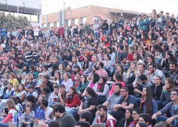 Toma UNRC: todo en movimiento