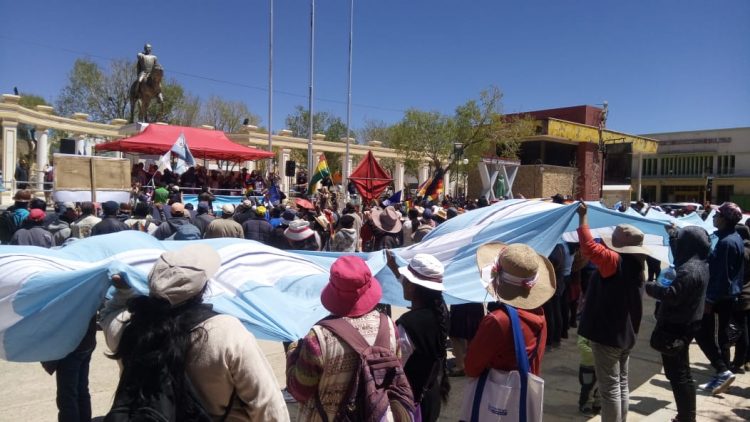En el norte argentino y Bolivia, también se marchó por la Soberanía