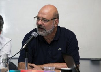 El gobierno pretende desregular el precio del papel