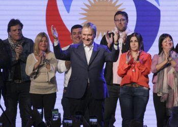 Schiaretti: «un Estado que no sea carga para el sector privado»