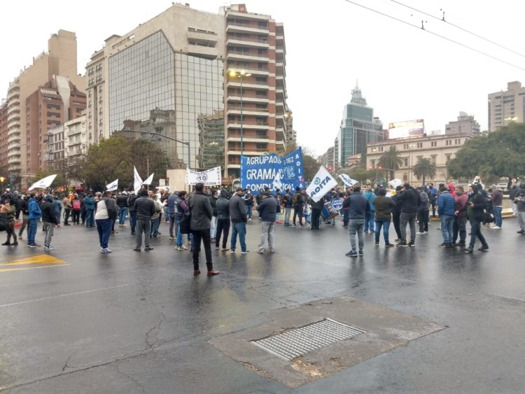 100 días sin transporte y los choferes siguen sin cobrar