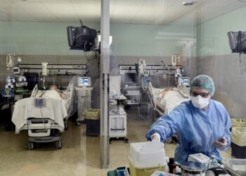 El personal sanitario está colapsado