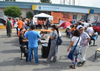 Los retrasos salariales empeoran la crisis sanitaria en Chubut