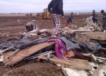 Desalojo y detenciones de familias en Córdoba