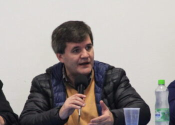 “Para que haya consumo tiene  que haber aumento salarial”