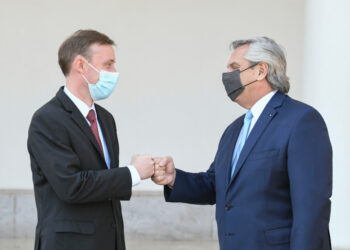 Con otros métodos, EEUU quiere alinear a Argentina y Brasil