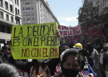 La deuda es con el  pueblo y no con el FMI