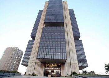 Latino | Industria + Finanzas