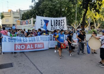 Marcha contra el pago al FMI
