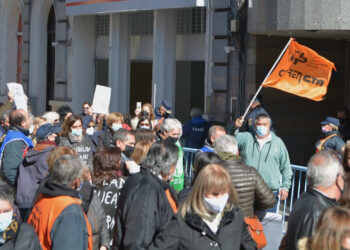 Periodistas reclamaron aumento salarial del 45% semestral