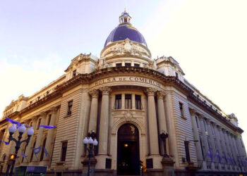 Caravana y movilización a la Bolsa de Comercio de Rosario