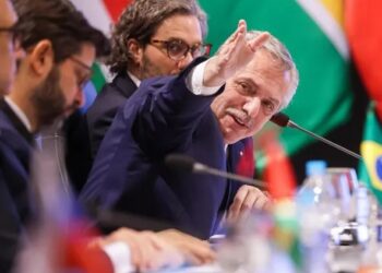 Cumbre del Mercosur con diferencias