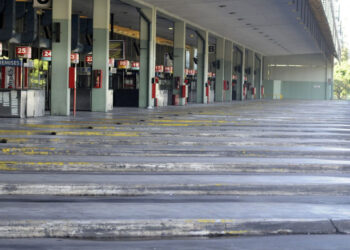 UTA paró para exigir ajuste salarial