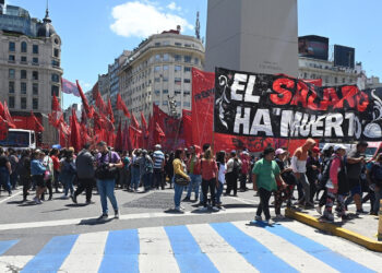 Salario mínimo de pobreza