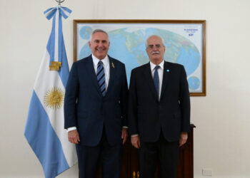 EEUU presiona también por la industria militar en la región