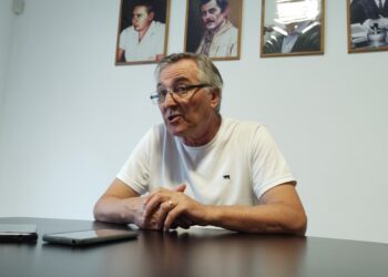 “Al gobierno, la salud y la educación le importan muy poco”