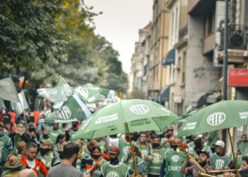 Paro de estatales en Córdoba por recomposición salarial