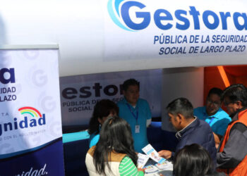 Gobierno de Bolivia administra fondos de jubilaciones