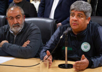 Paros de docentes y estatales