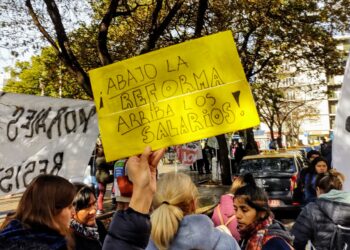 “Arriba los salarios, abajo la reforma”