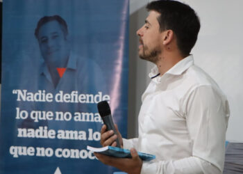 “La ley 24.065 privatizó el agua en Argentina y nadie se dio cuenta”