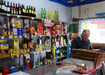 Almaceneros: “Estamos remarcando en forma permanente”