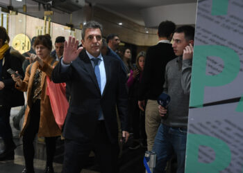 No alcanza para gastos impostergables