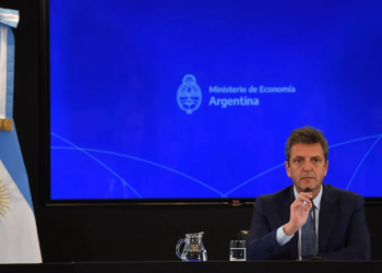 Nuevo aumento del gasto a costa de servicios de deuda