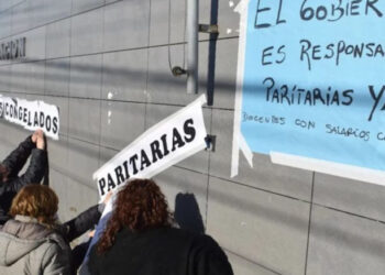 Huelga de 48 horas de estatales en Chubut