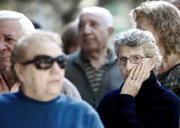 Jubilados piden un haber mínimo que cubra la canasta básica