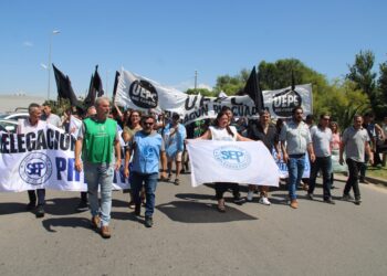 Paro y movilización de sindicatos de Córdoba