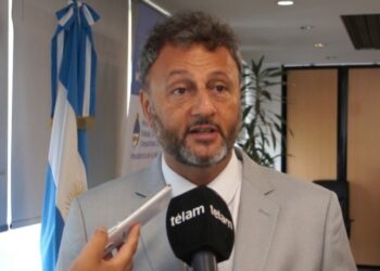 Por decreto, el gobierno dejó el salario mínimo muy por debajo de la indigencia