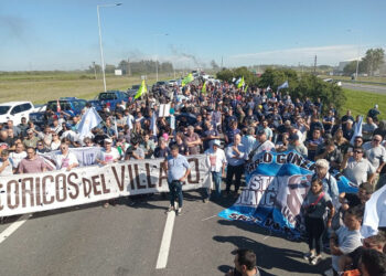 Corte de ruta de metalúrgicos en Villa Constitución