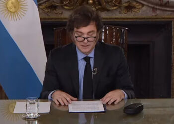 Milei cumple con el FMI en superávit fiscal