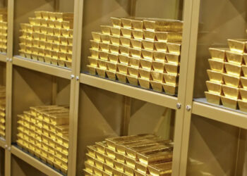 Menos dólares y más oro para los bancos centrales