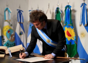 Segunda fase de Milei: los que cierran y lo que no cierra