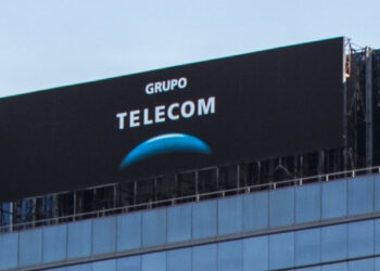 Telecom adquirió la filial argentina de Telefónica