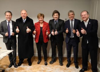 Más deuda para pagar la deuda