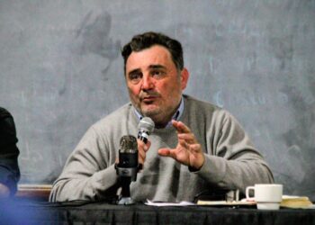 Baravalle: “Los únicos sectores beneficiados son los concentrados, como las mineras”