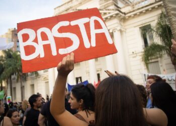 Con el pueblo movilizado en la calle, se rechazaron los dos vetos