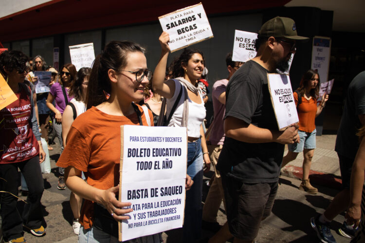 La docencia en lucha: paro nacional y masiva marcha en CABA y en el interior