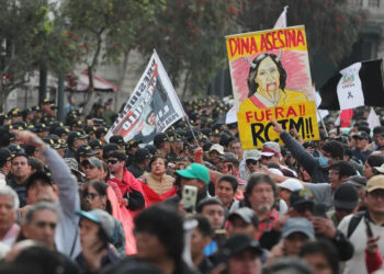 Ola de protestas en Perú