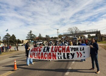 Corte de ruta en defensa de la Universidad