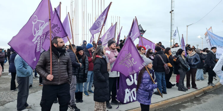 Tomasevich (SUTEF): “El pueblo obrero no puede esperar más, ya esperó demasiado”